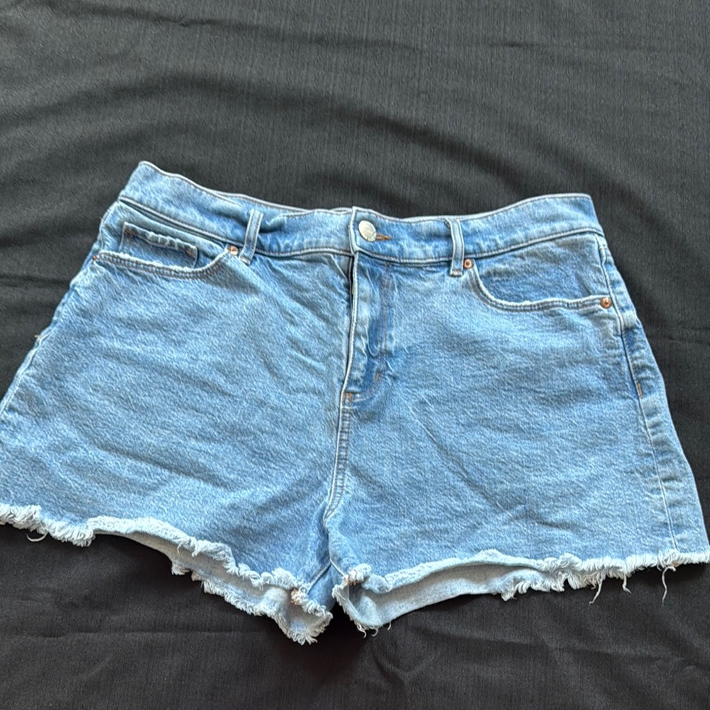 Loft‎ size 30 Denim Blue Women's Shorts
